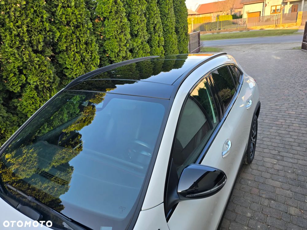 Mercedes-Benz EQA - 10