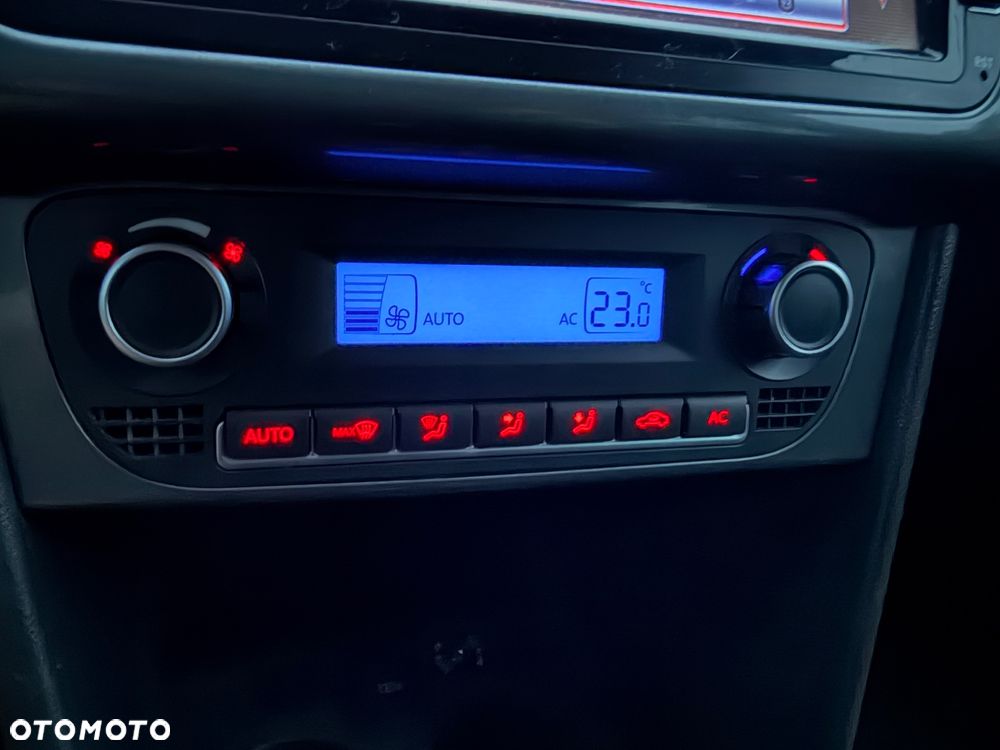 Volkswagen Polo 1.6 TDI Highline - 8