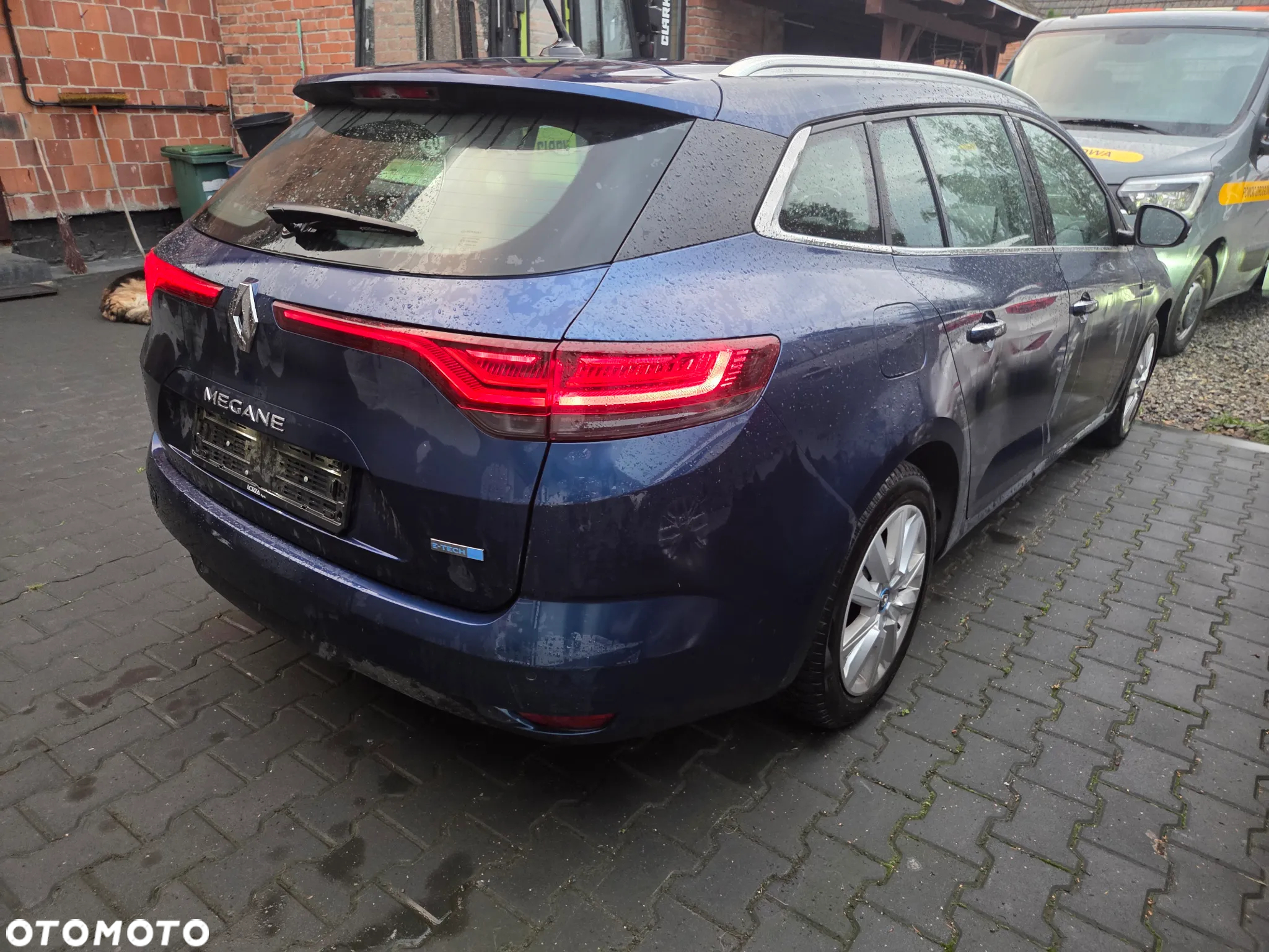 Renault Megane Grandtour E-TECH Plug-in 160 ZEN - 3