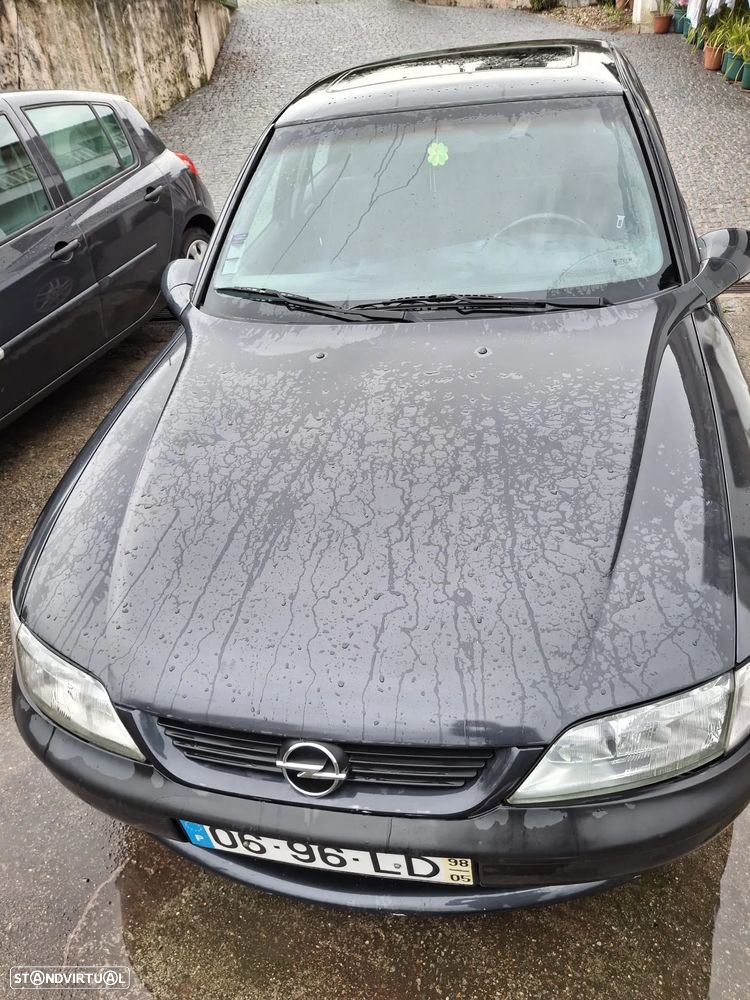 Opel Vectra 2.0 DTi Comfort - 1