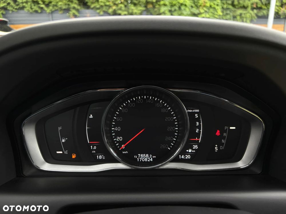 Volvo XC 60 D4 Geartronic Summum - 21