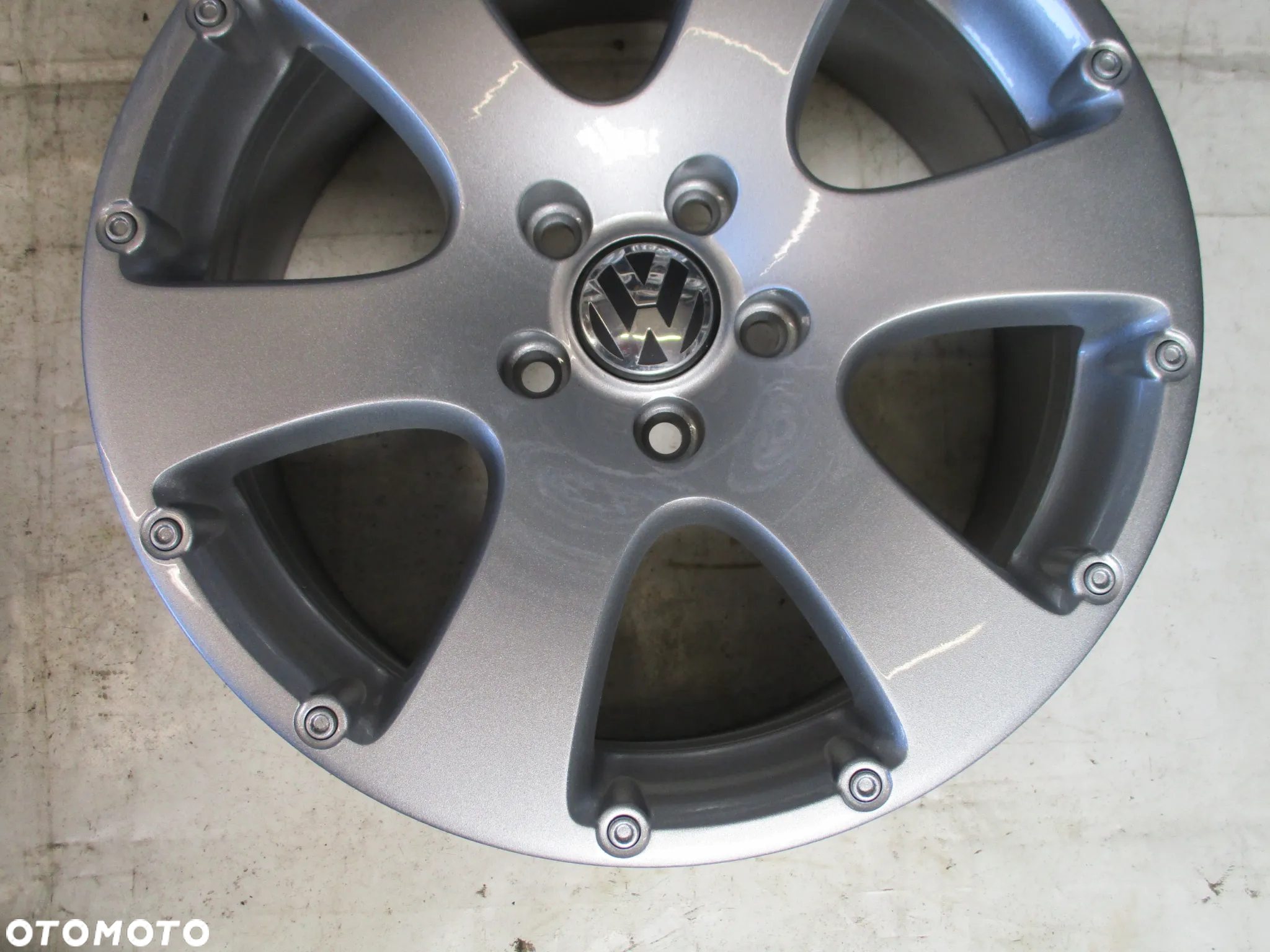 FELGI ALUMINIOWE 17 VW TOURAN GOLF JETTA CADDY SHARAN 6,5J ET42 8J ET37 - 9