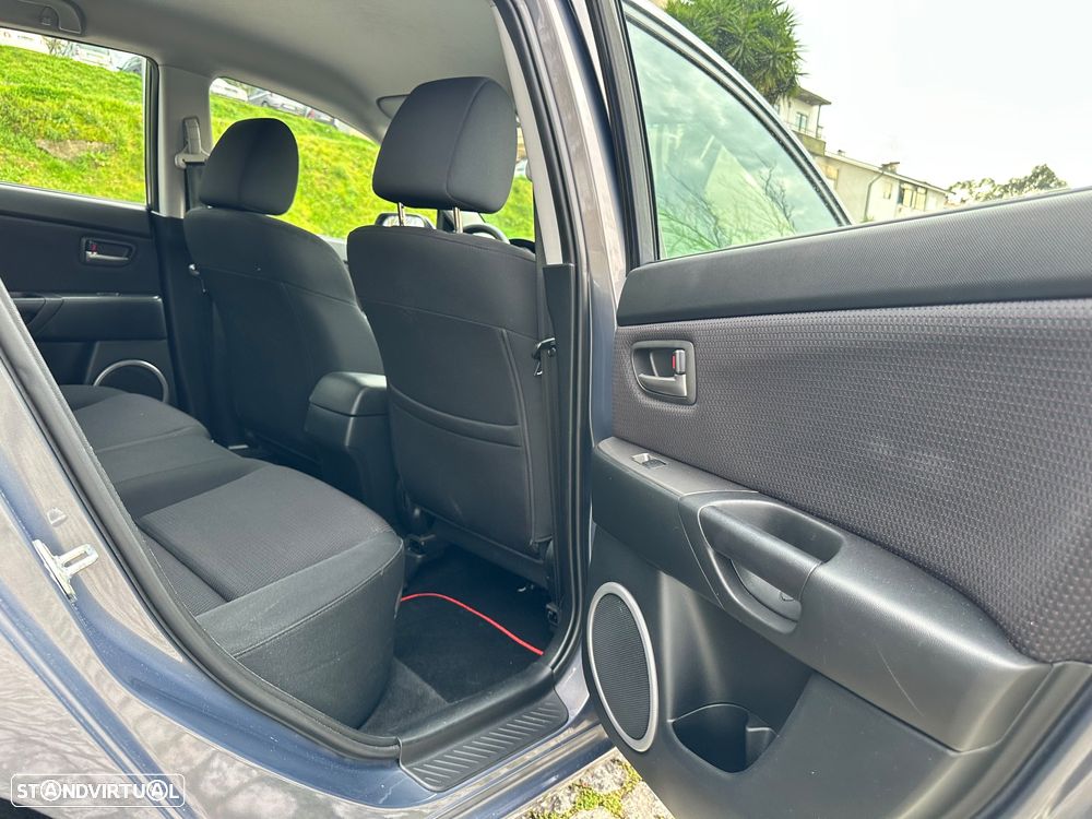 Mazda 3 Hatchback MZR 1.4 Comfort - 26