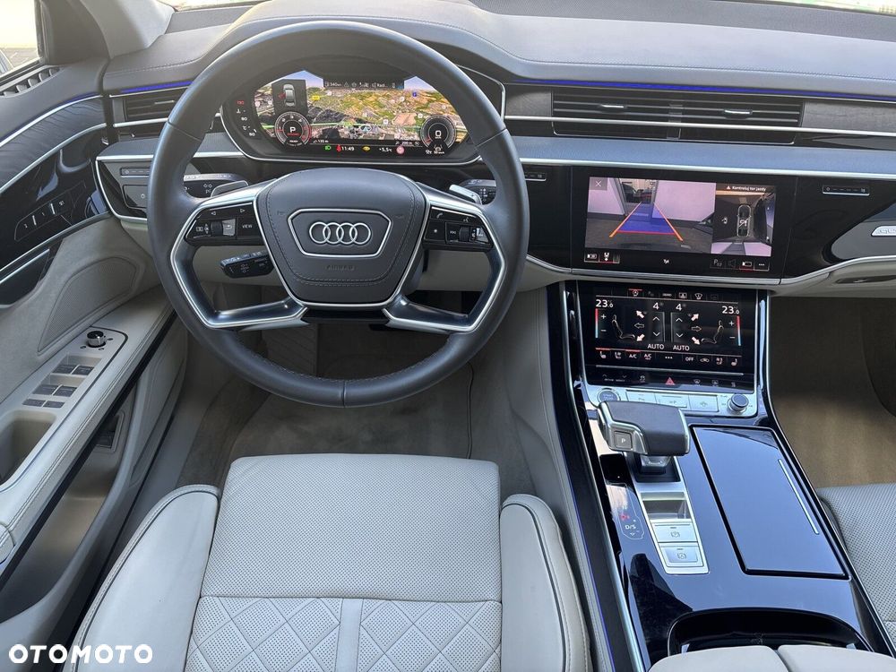 Audi A8 - 10