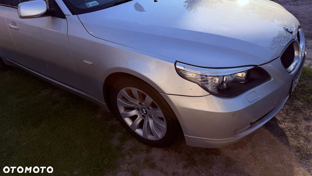 BMW Seria 5 520i - 8