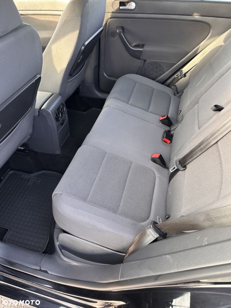 Volkswagen Golf Plus 1.9 TDI Sportline DSG - 14