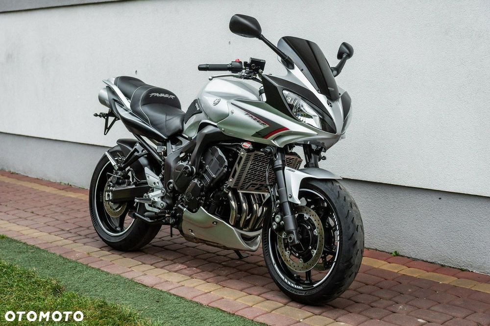 Yamaha FZ - 1