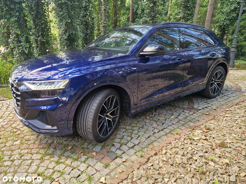 Audi Q8 - 2