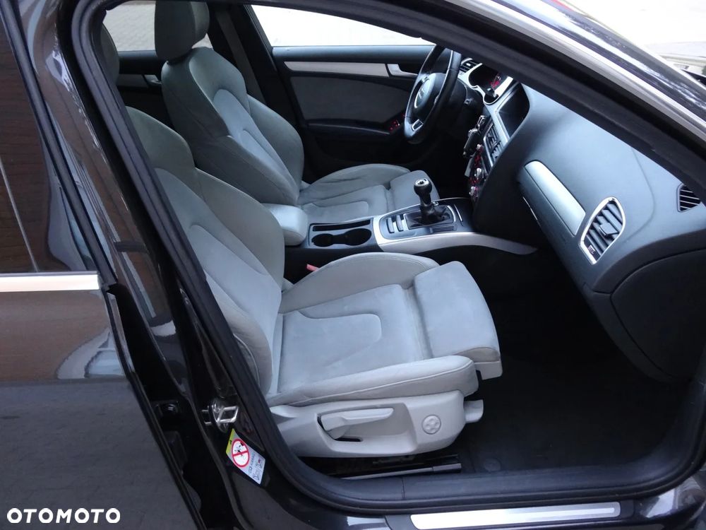 Audi A4 Avant - 27