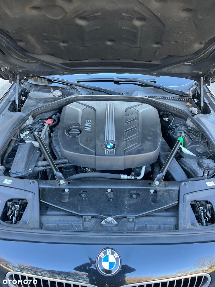 BMW Seria 5 520d - 11