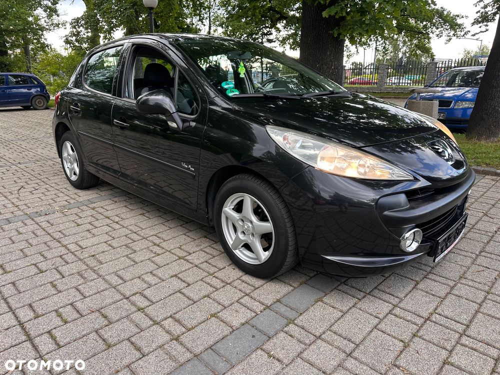 Peugeot 207 95 VTi Family - 4