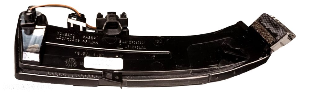 MERCEDES W176 W212 Kierunkowskaz lusterka prawy OE - 2