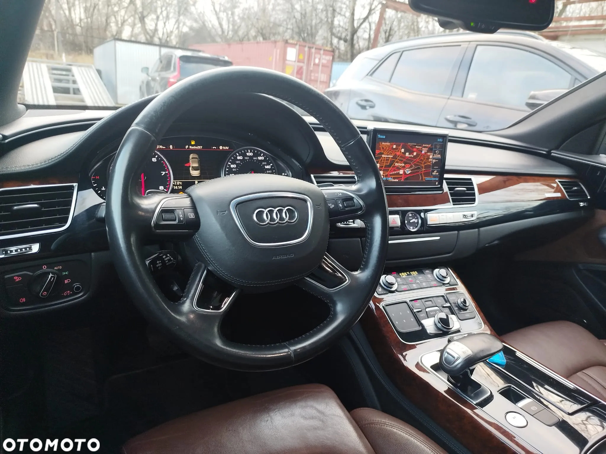 Audi A8 L 55 TFSI quattro tiptronic - 12