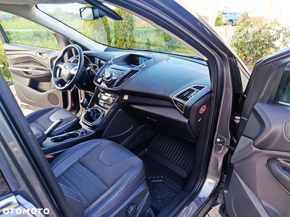 Ford Kuga 2.0 TDCi 4x2 Titanium - 26