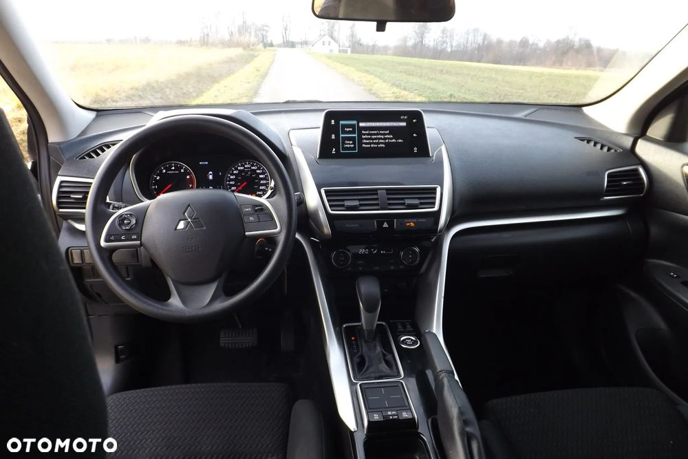 Mitsubishi Eclipse Cross 1.5 T-MIVEC (ClearTec) CVT 4WD Plus - 17