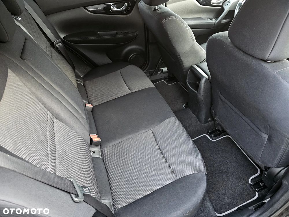 Nissan Qashqai 1.5 dCi N-Connecta - 21