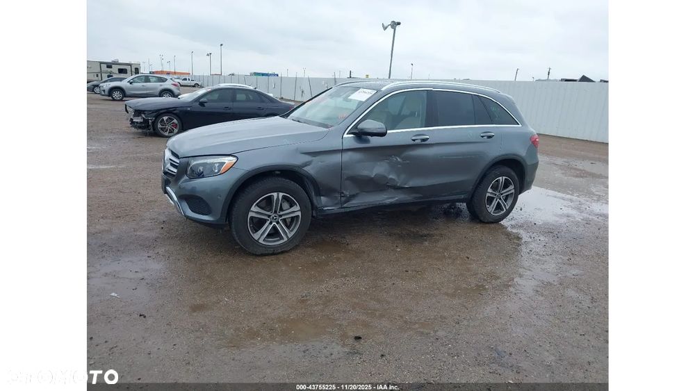 Mercedes-Benz GLC - 7