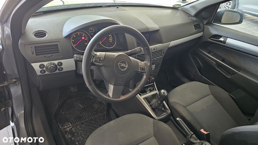 Opel Astra 1.7 CDTI - 11