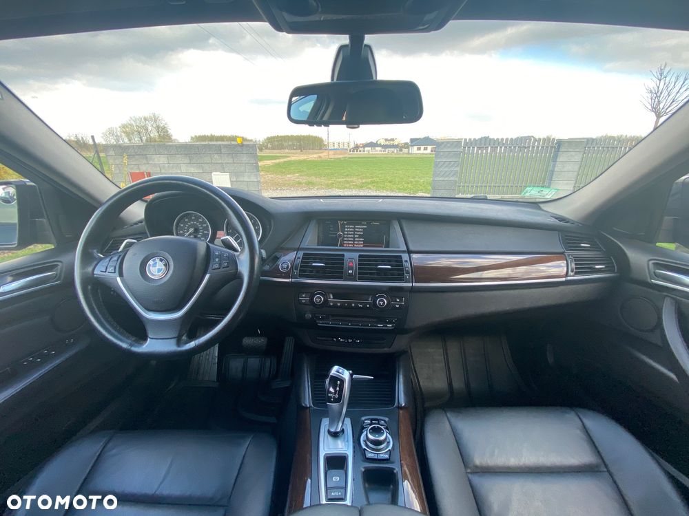 BMW X6 - 22