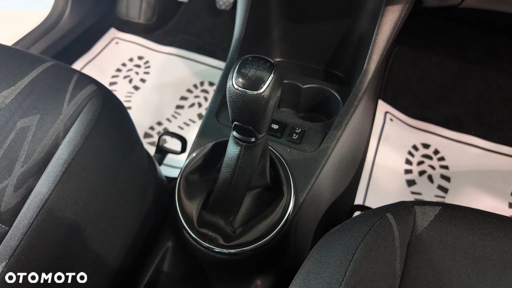 Skoda Fabia 1.2 TSI Active - 38
