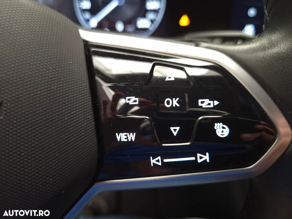 Volkswagen Touareg V6 TDI 4MOTION Elegance - 25