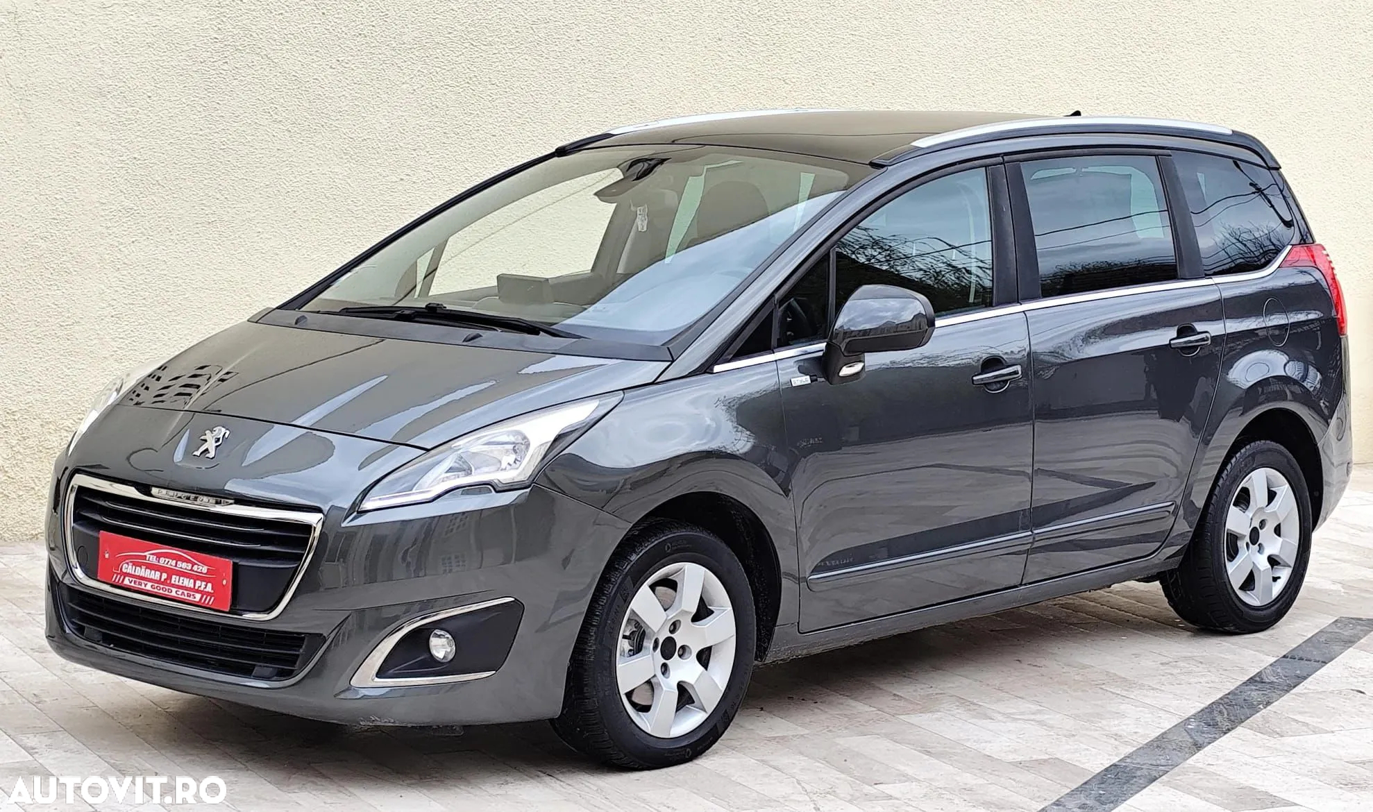Peugeot 5008 - 11
