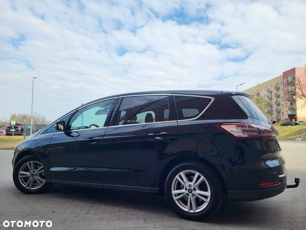 Ford S-Max 2.0 TDCi Titanium PowerShift - 24
