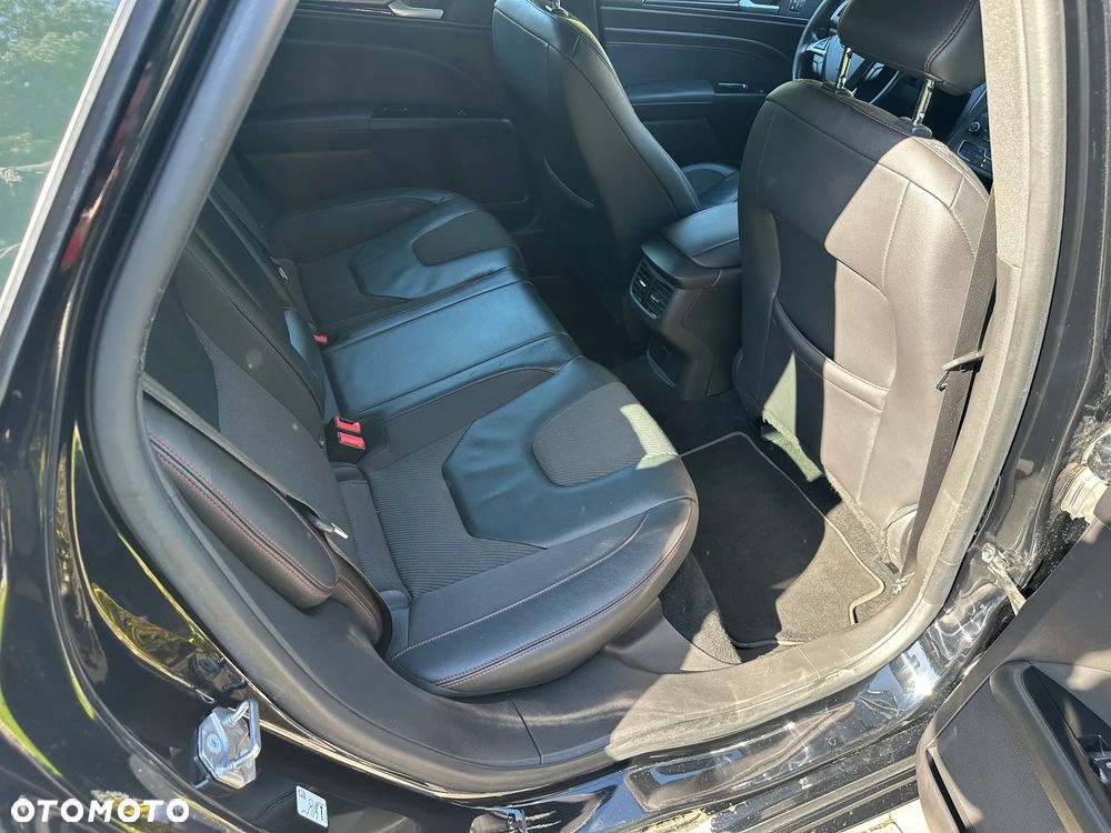 Ford Mondeo - 18