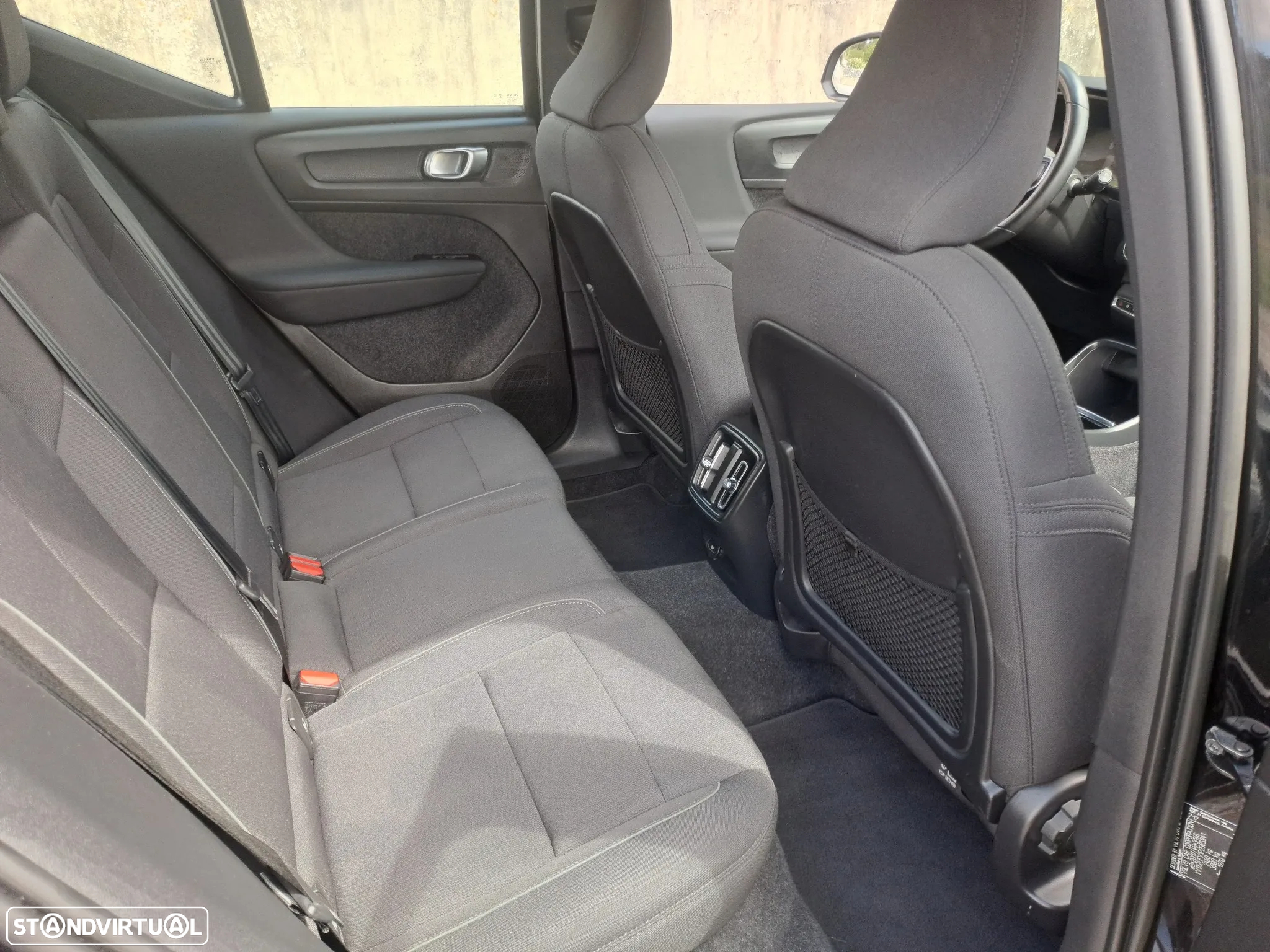 Volvo XC 40 Recharge 69 kWh Single Motor Plus - 12