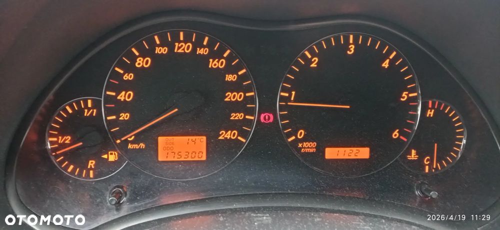 Toyota Avensis 2.0 D-4D - 3