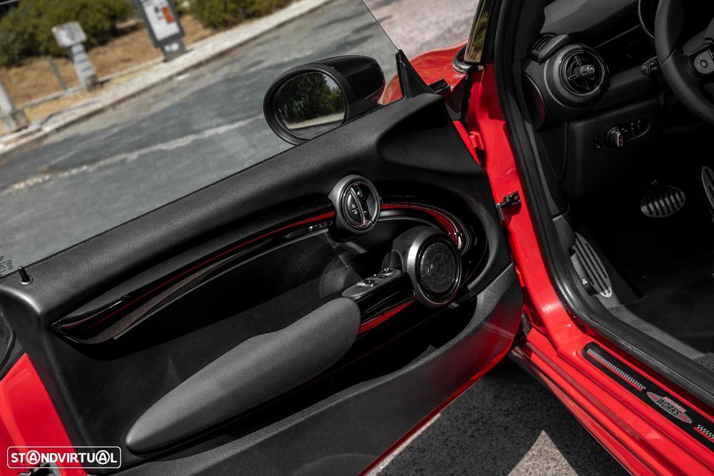 MINI 3 Portas John Cooper Works Plus Auto Desportiva - 16