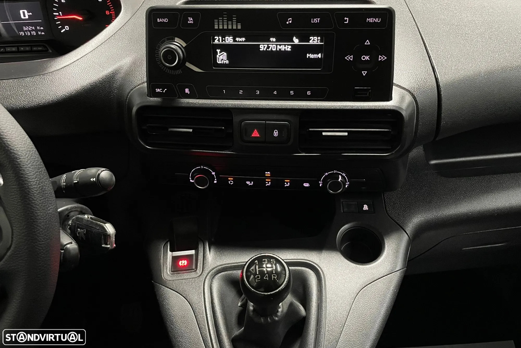 Peugeot Partner 1.6 BlueHDI L1 Pro 3L - 39