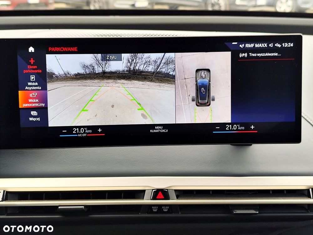 BMW iX xDrive40 76.6kWh Signature - 18