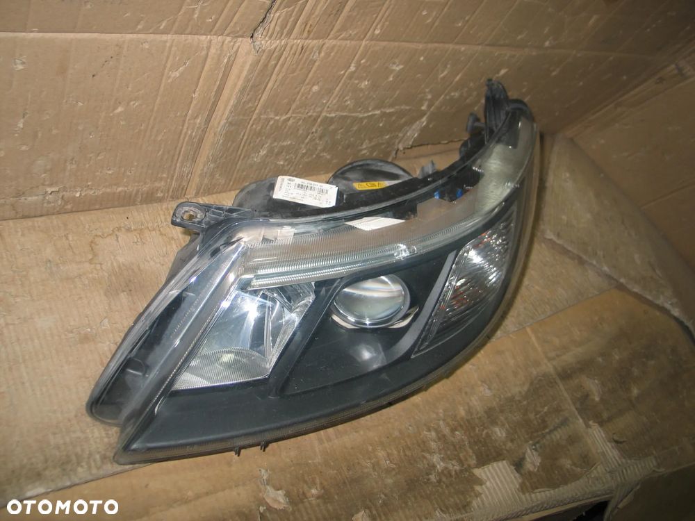 lampa xenon przod saab 93 9-3 2 II lift 07-14r. oryginal europa - 4