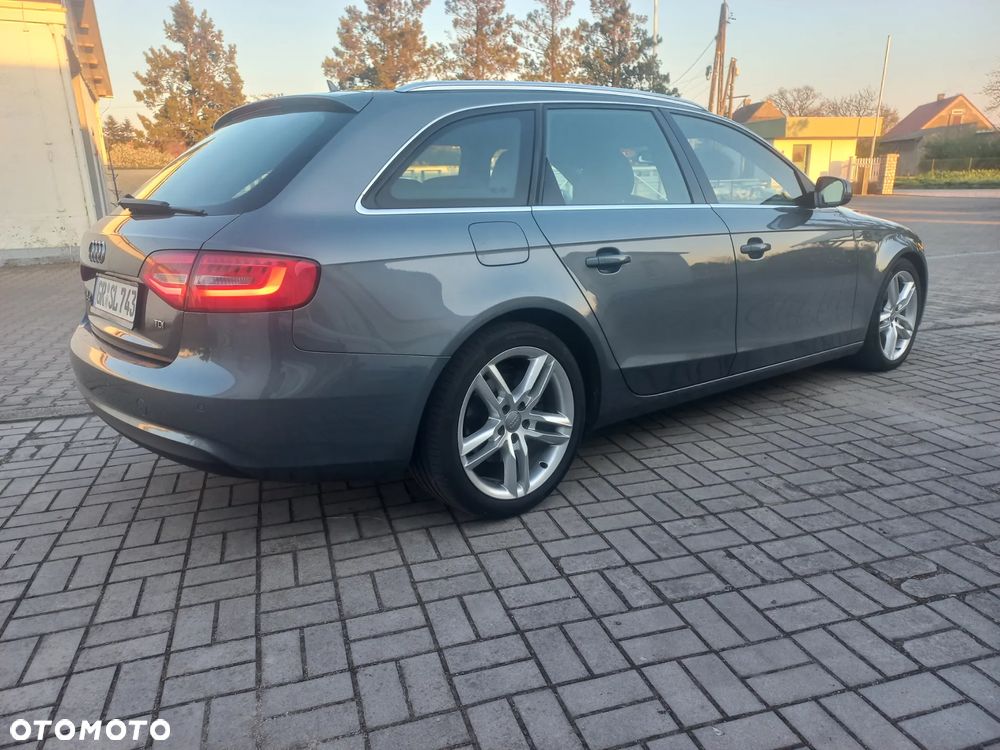 Audi A4 Avant 2.0 TDI DPF S line Sportpaket - 4