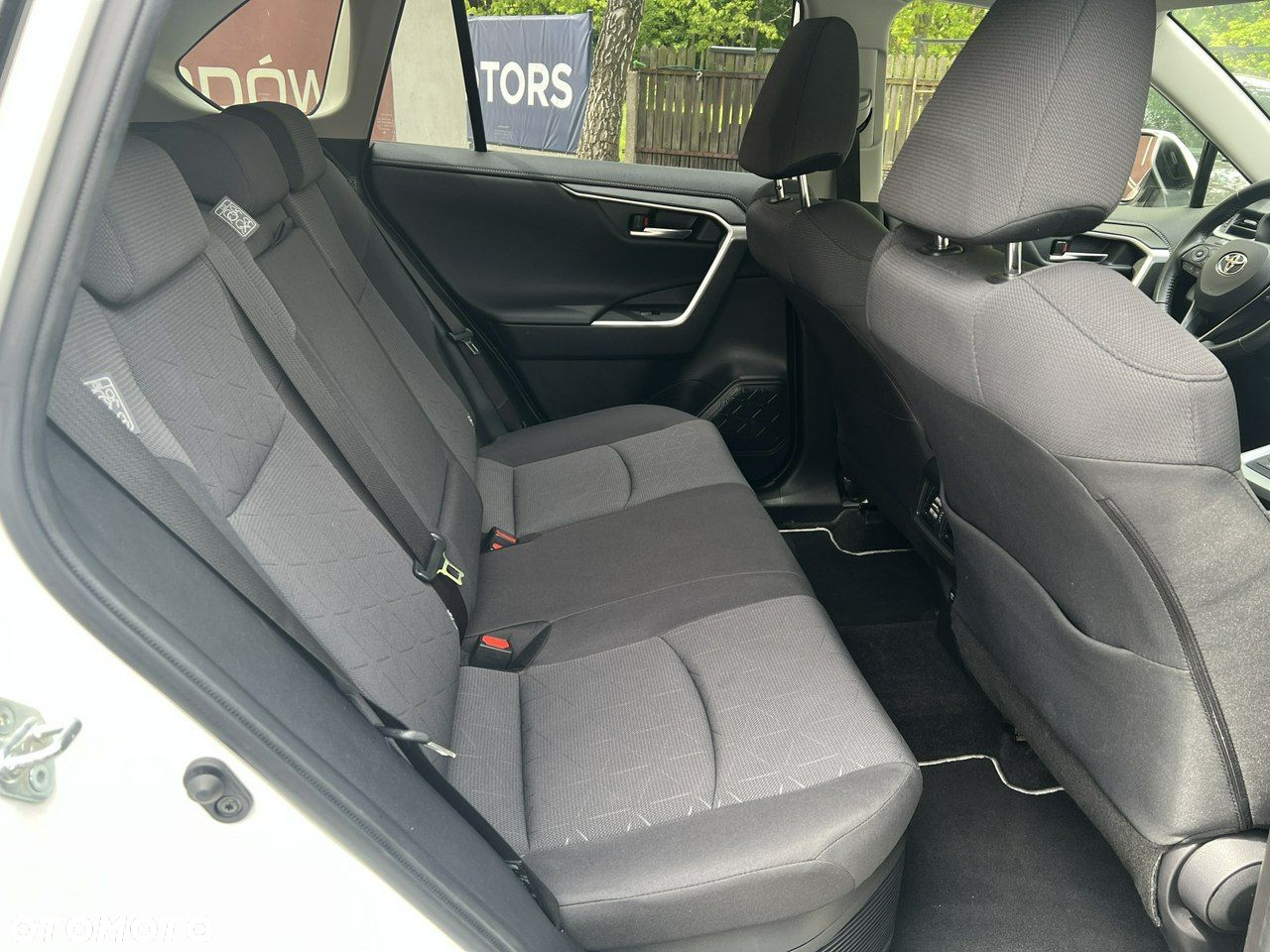 Toyota RAV4 - 15