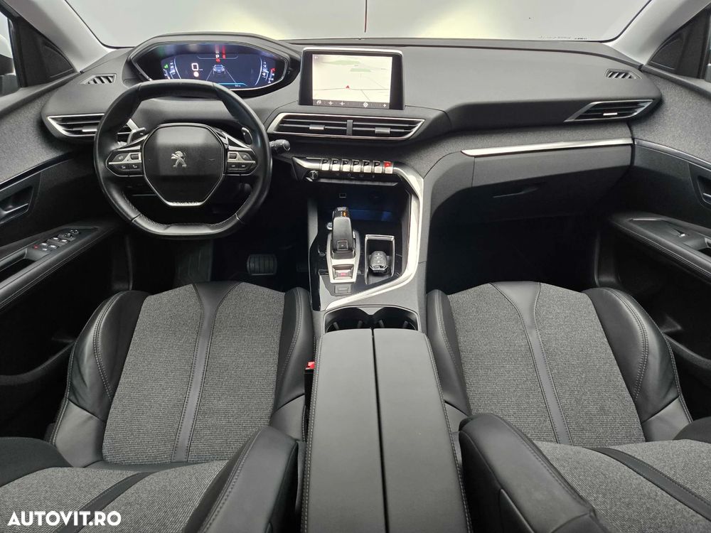 Peugeot 3008 1.2 PureTech Turbo S&S EAT6 Allure - 6