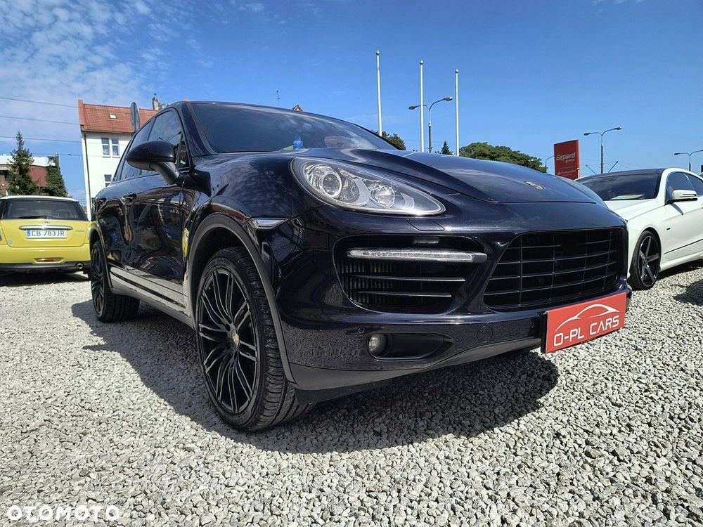 Porsche Cayenne - 30