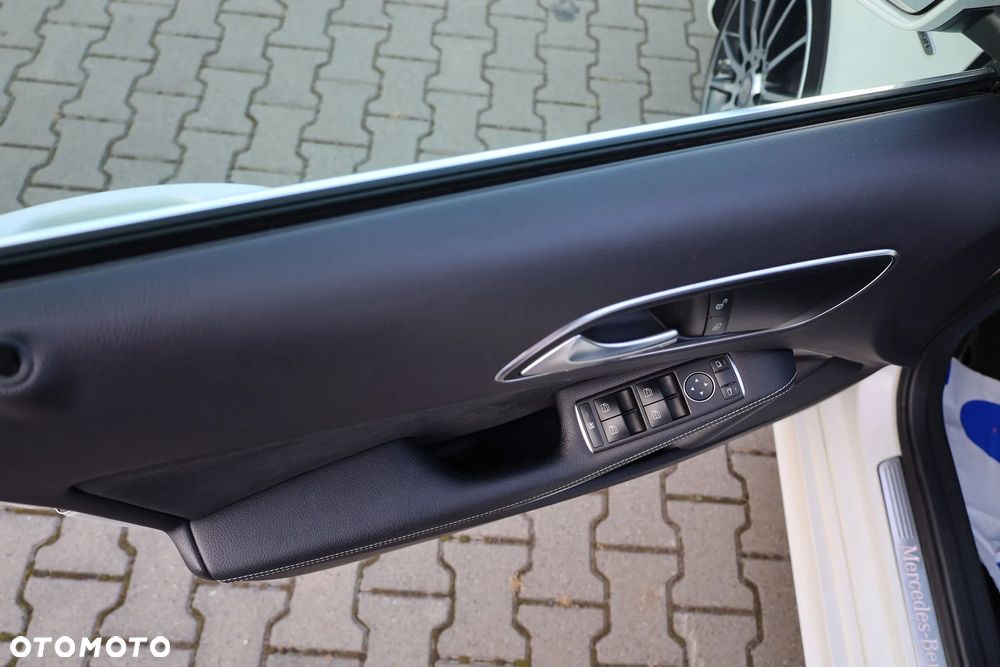 Mercedes-Benz Klasa A 180 (BlueEFFICIENCY) AMG Sport - 23