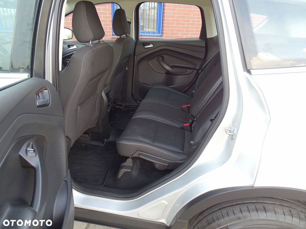 Ford Kuga 2.0 TDCi 4x4 Cool & Connect - 23
