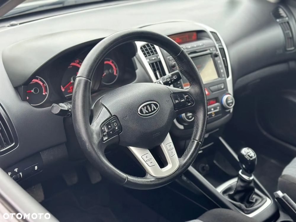 Kia Ceed 1.6 CRDi Spirit - 16