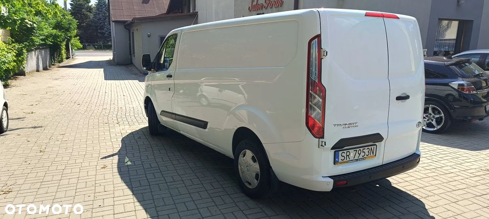 Ford Custom - 6