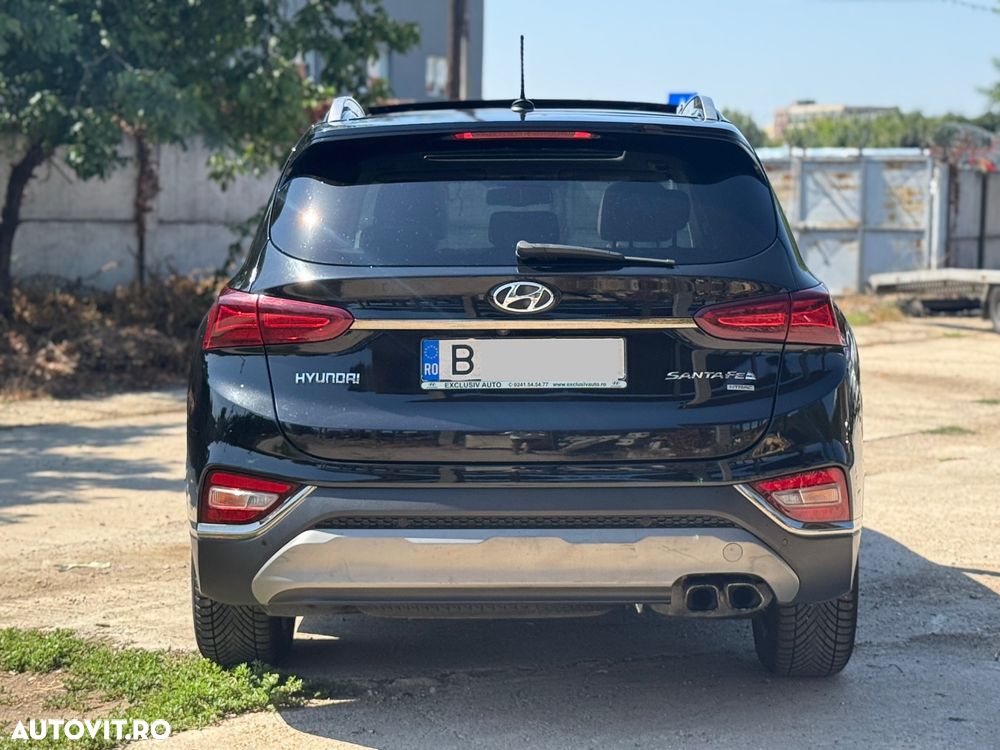 Hyundai Santa Fe 2.2 CRDi 4WD 8AT Luxury - 4