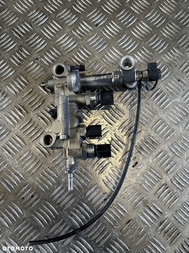 WTRYSKIWACZ DOZOWNIK ADBLUE MERCEDES ATEGO 1322 EURO 5 A0001400739 - 3