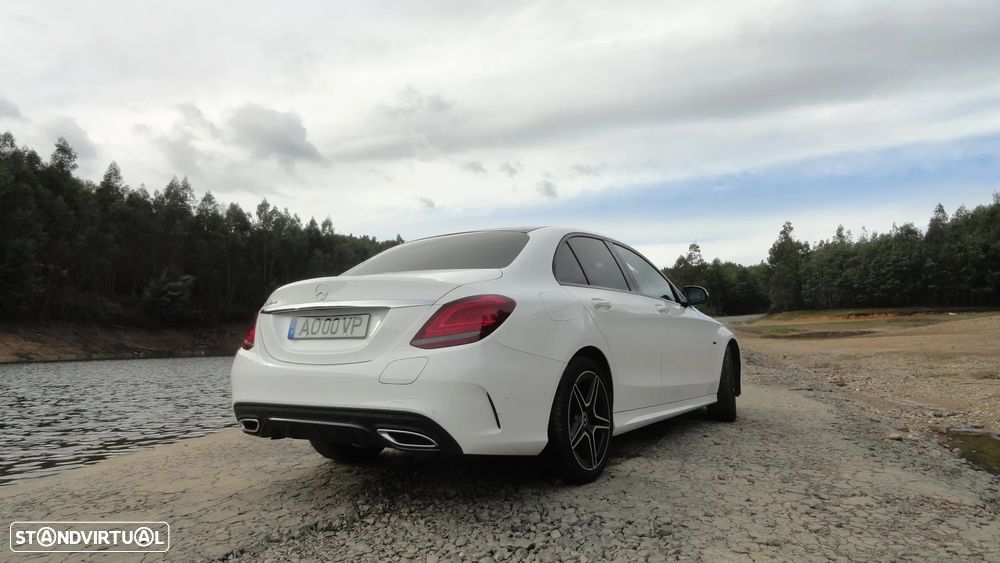 Mercedes-Benz C 300 BlueTEC Hybrid AMG Line - 5