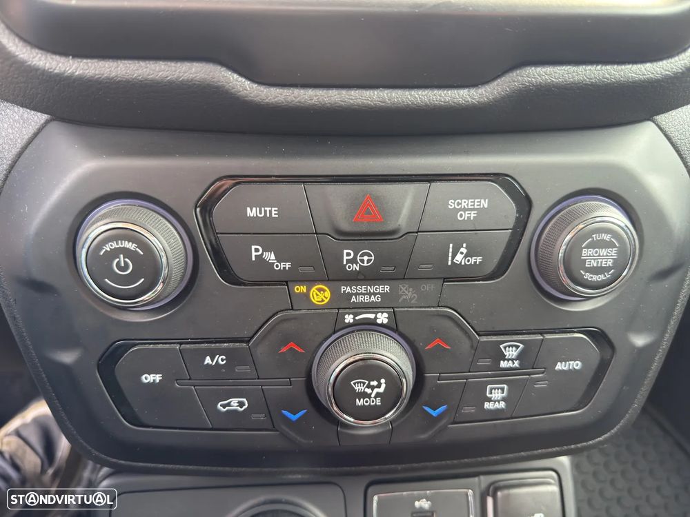 Jeep Renegade 1.3 T-GDI 4xe Auto Trailhawk - 18