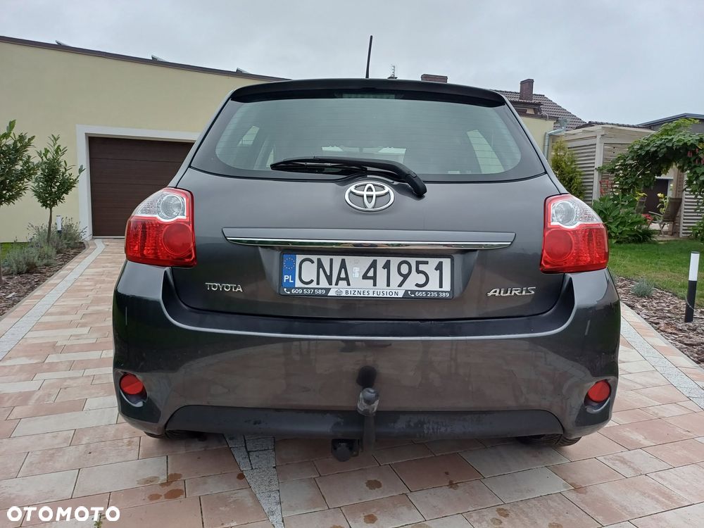 Toyota Auris 1.6 Valvematic Life - 10