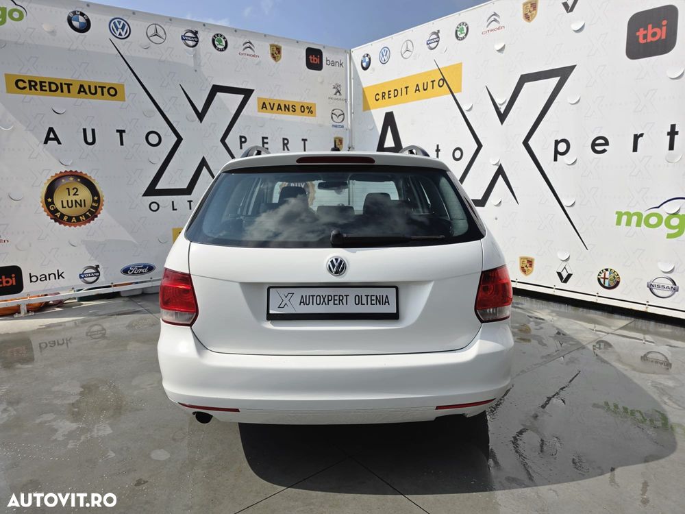 Volkswagen Golf 1.6 TDI DPF Comfortline - 6