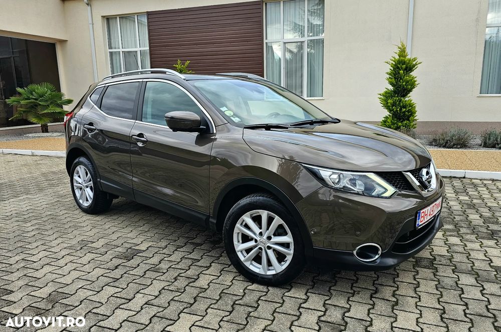 Nissan Qashqai 1.6 DCI Start/Stop X-TRONIC Tekna - 2