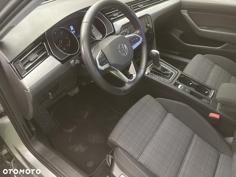 Volkswagen Passat 2.0 TDI Business DSG - 10